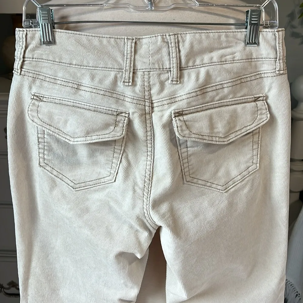 GAP Cords Straight Leg Flare Womens 6 Corduroy Pants Beige Vanilla Low Rise - Image 6
