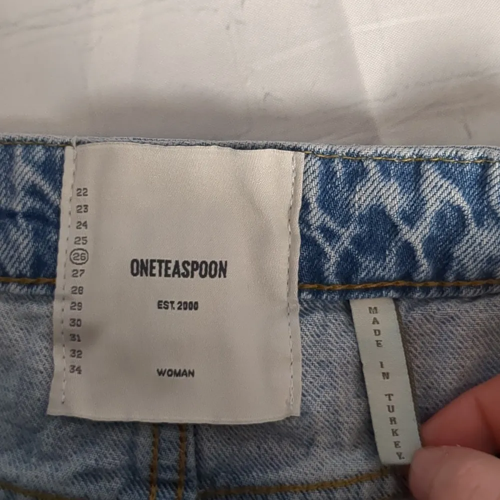 One teaspoon viper high  waist button mini destructed denim skirt size 26 - Image 3