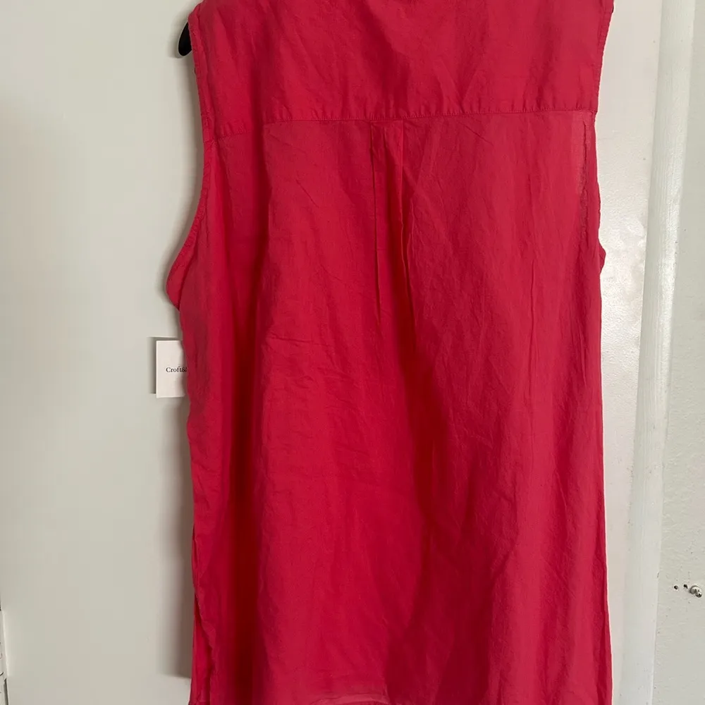 Croft & Barrow Red Sleeveless Blouse with Mandarin Collar NEW - Image 5
