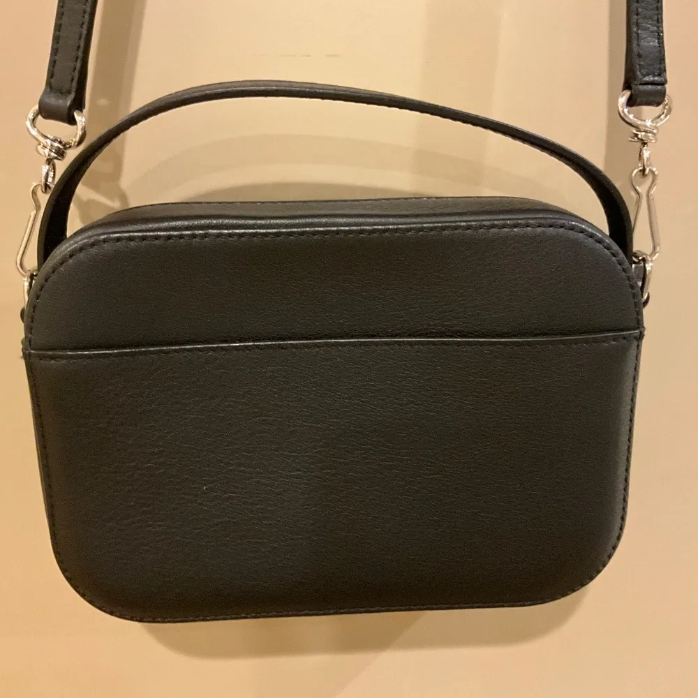 BALENCIAGA Everyday Black Leather Crossbody Bag Handbag Dust Bag MSRP $1250 - Image 11