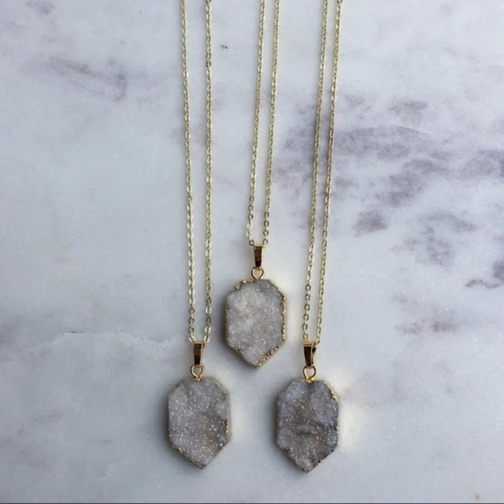 NWT Druzy Heptagon Necklace 30” Chain - Image 56