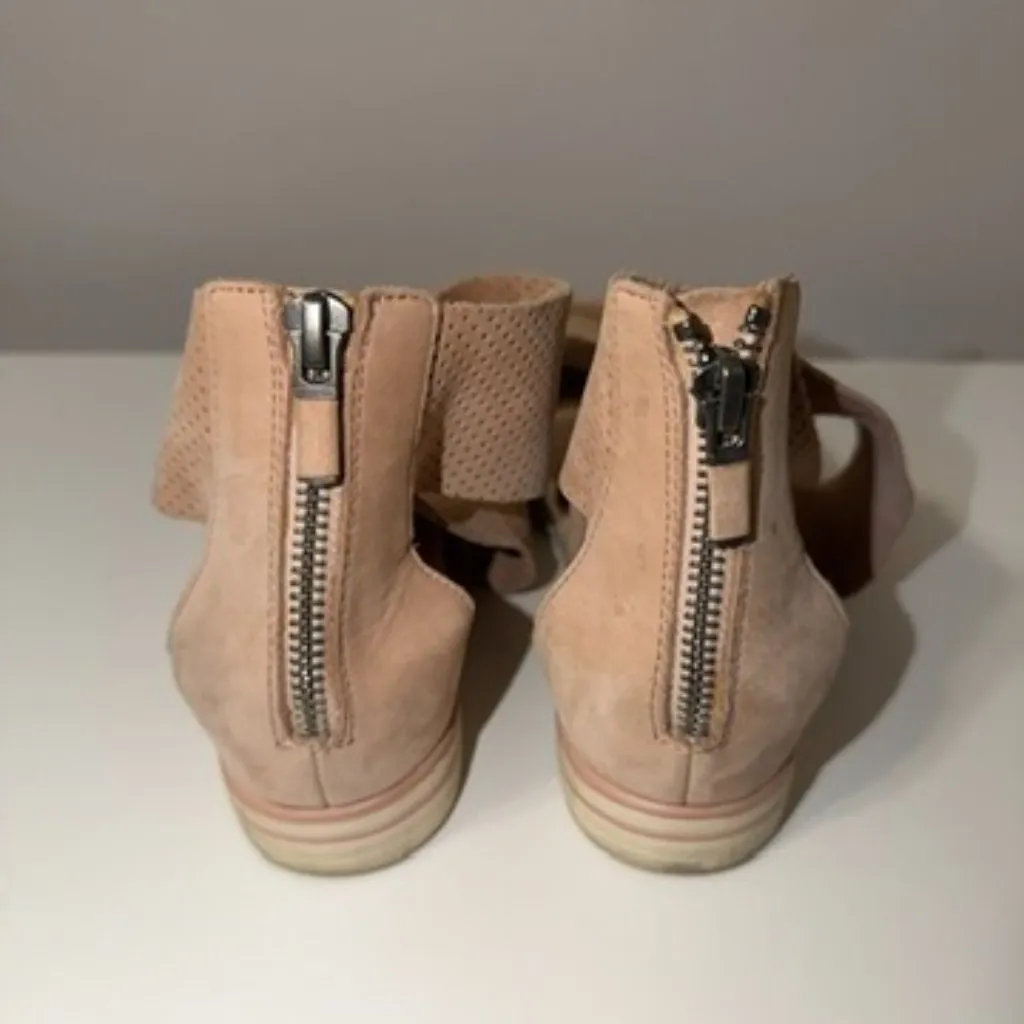 Eileen Fisher Women’s Size 7.5 Leather Comfort Sandals Neutral Color - Image 5