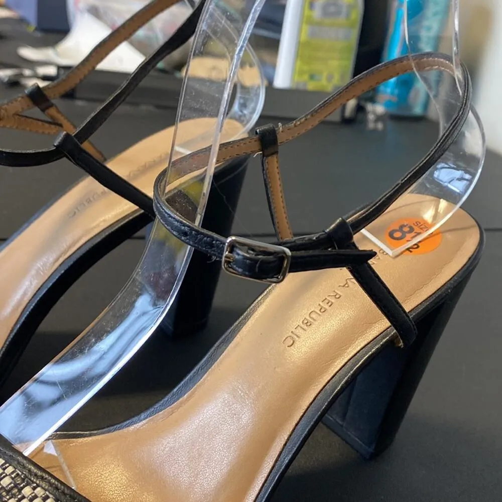 Banana Republic Evelyn houndstooth block ankle strap heel black white sz 8.5 - Image 7