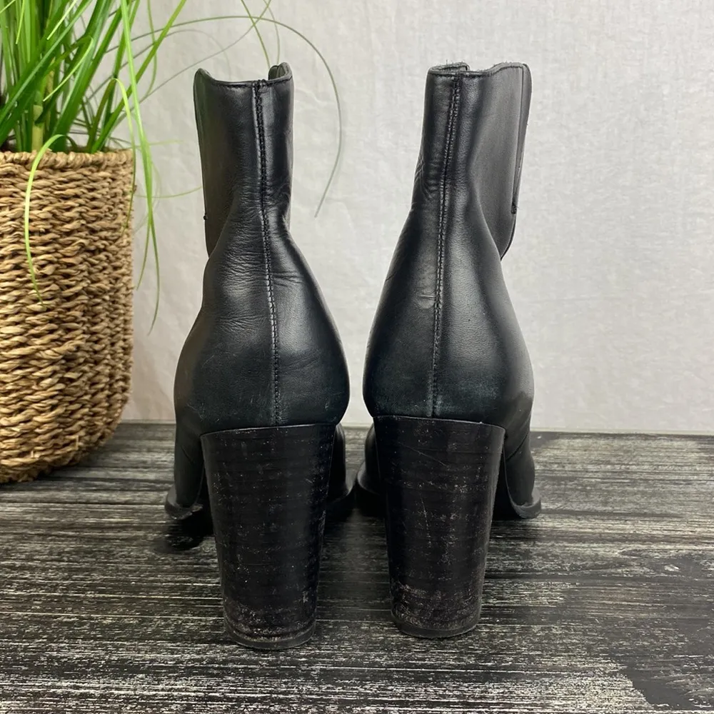 Black Block Heel Ankle Bootie Boots 9 - Image 3