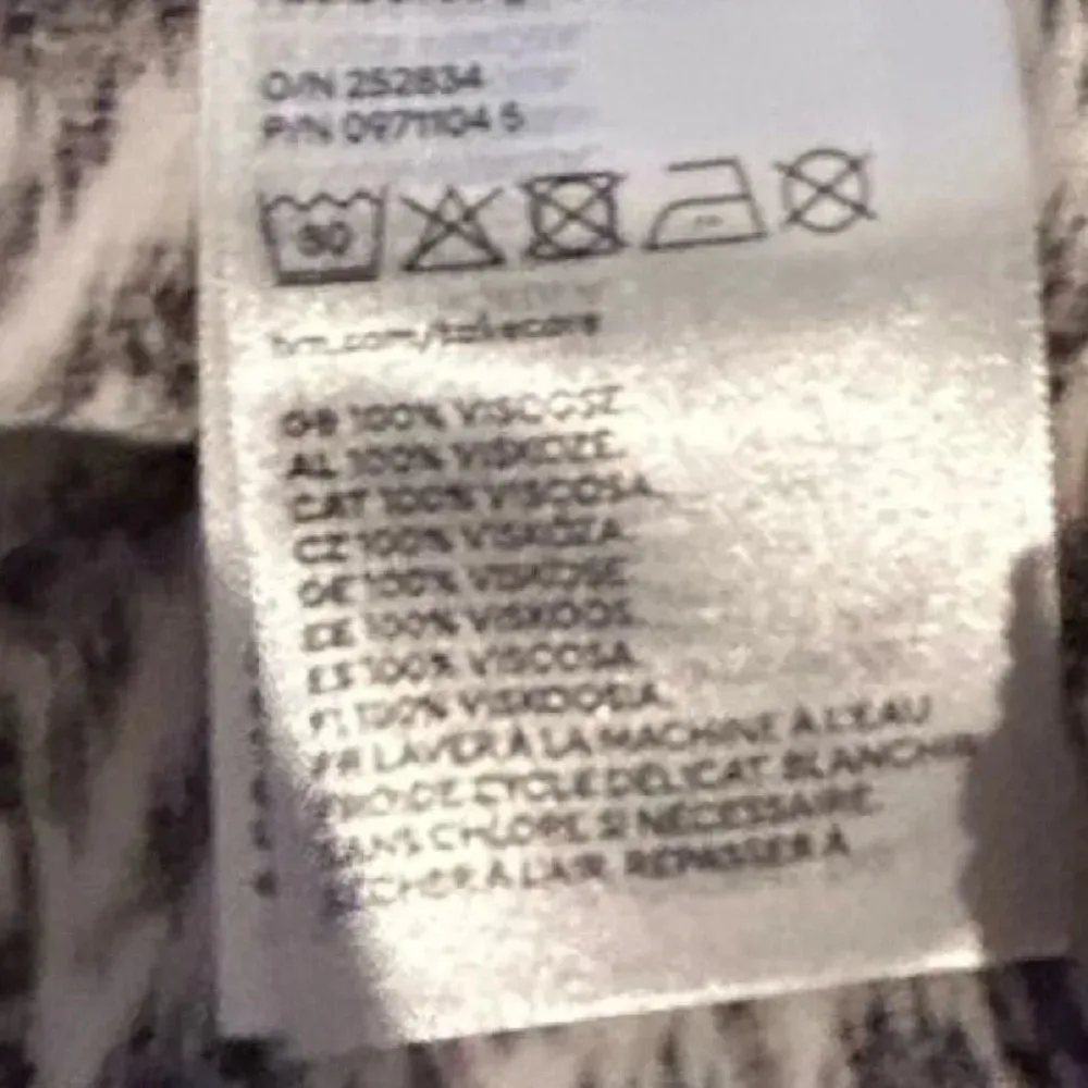 H&M Women's Cropped Wide-Leg Trousers Brown Geometric Size L Casual - Image 5