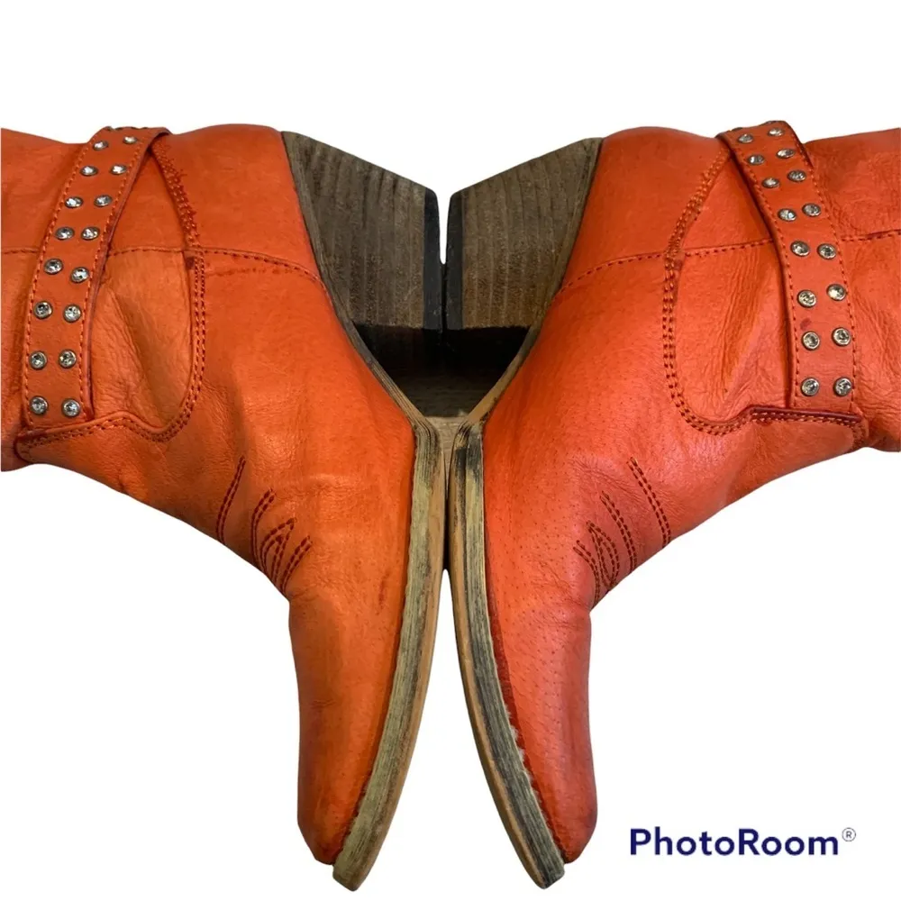 Very Volatile Orange Leather Boots, Sz 5.5 - Image 7
