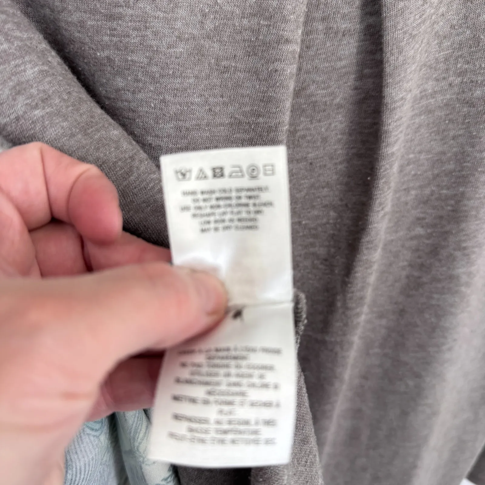 Anthropologie Akemi‎ + Kin Leopard Fauna Henley Top Womens XS Gray Linen Blend - Image 13