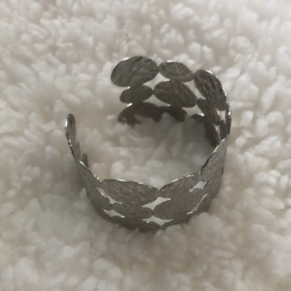 New Boho Southwestern Silver Like Oval Cut Out Embossed Cuff Bracelet Trendy - Image 3