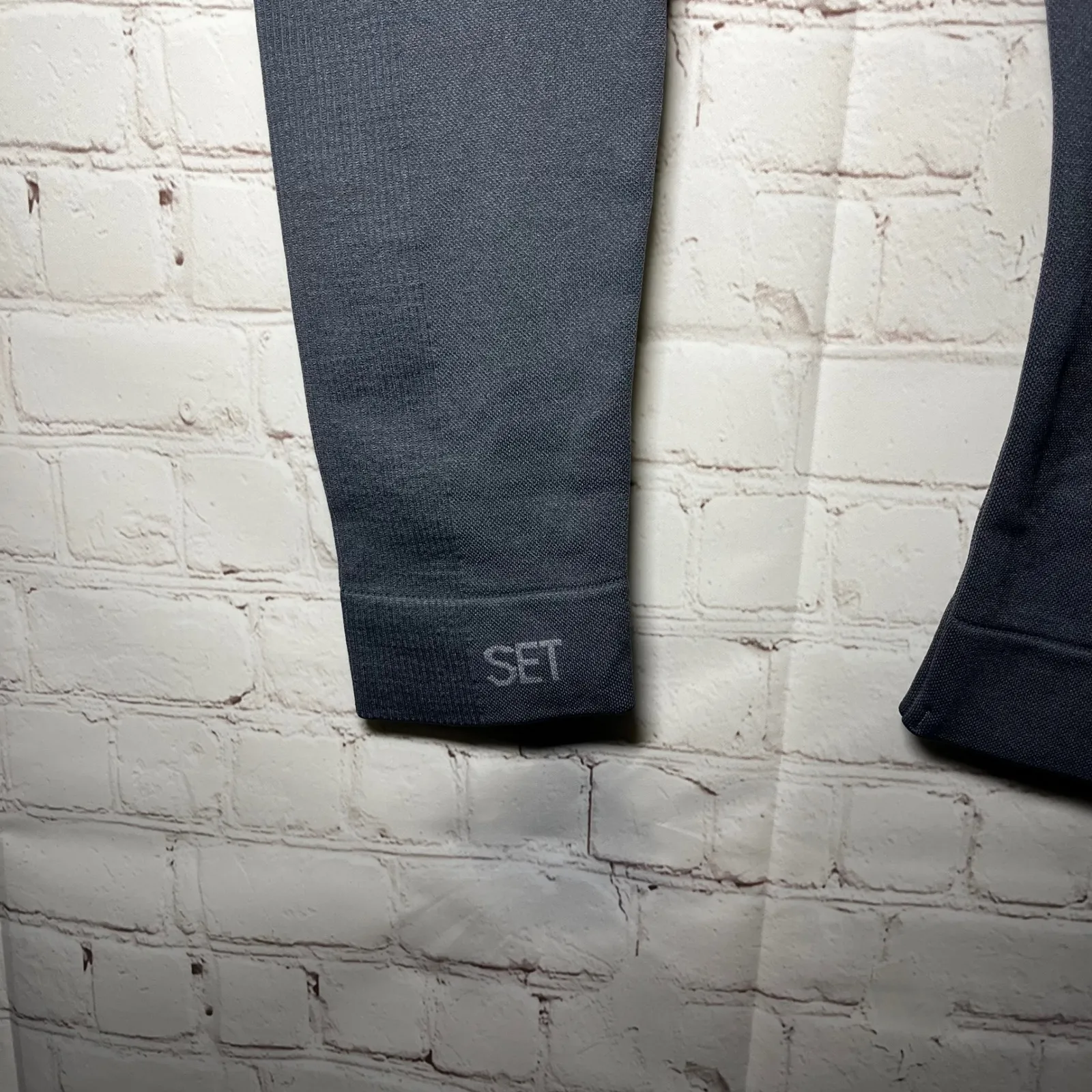 NWOT SET Active Scultflex High Waist Seamless Leggings Pebble Grey Size Small - Image 5