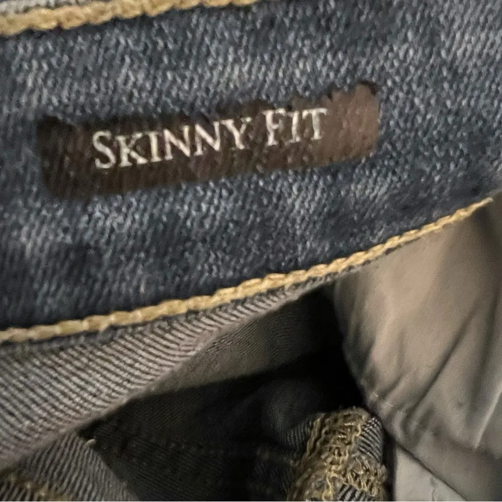 Judy Blue Jeans Women’s Distressed  Skinny Camo Mid Rise Stretch SZ 0/24 - Image 5