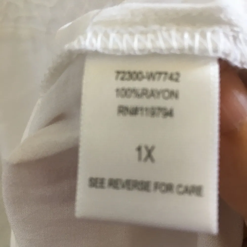 FINAL MARKDOWN Ladies live and let live blouse 1x - Image 6