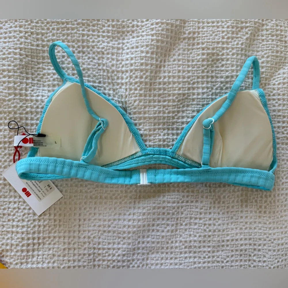 Solid & Striped NWT  The Morgan Triangle Bikini Top Large - Image 3