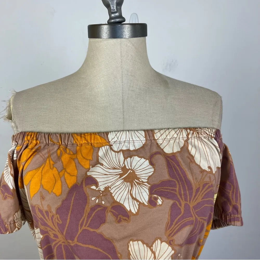 Aritzia Wilfred Floral Crop Top - Image 3