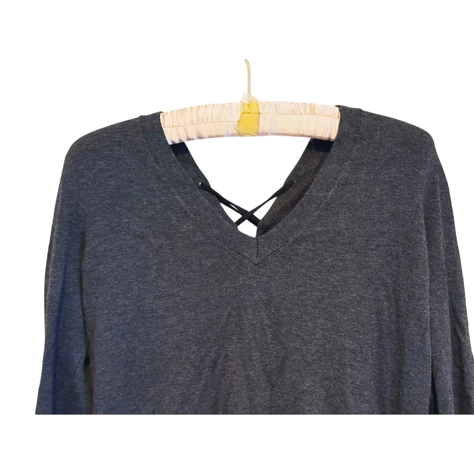 525 America V-Neck Shaker Lace Back Sweater Small Charcoal Minimalist Modern - Image 7