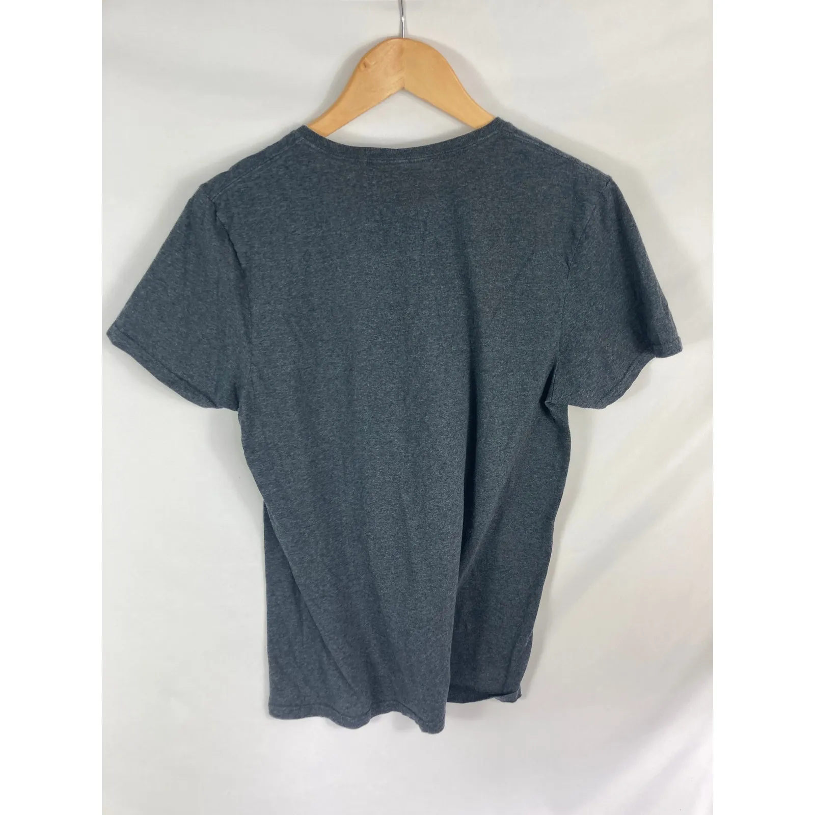 Jurassic World Jurassic Park Graphic Tshirt Grey Size Medium Gray - Image 3