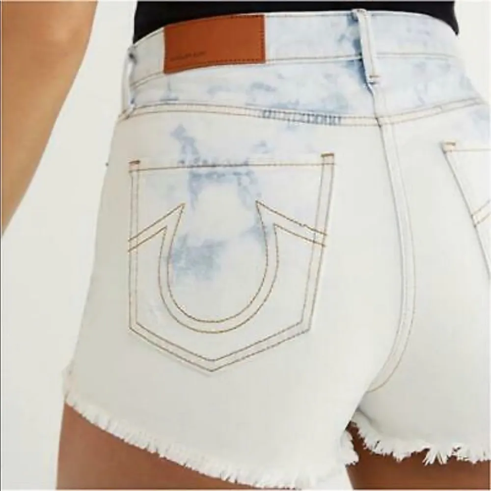 True Religion Shorts Ultra High Rise Fray Hem White Whisper Destroy Size 28 NWT - Image 4
