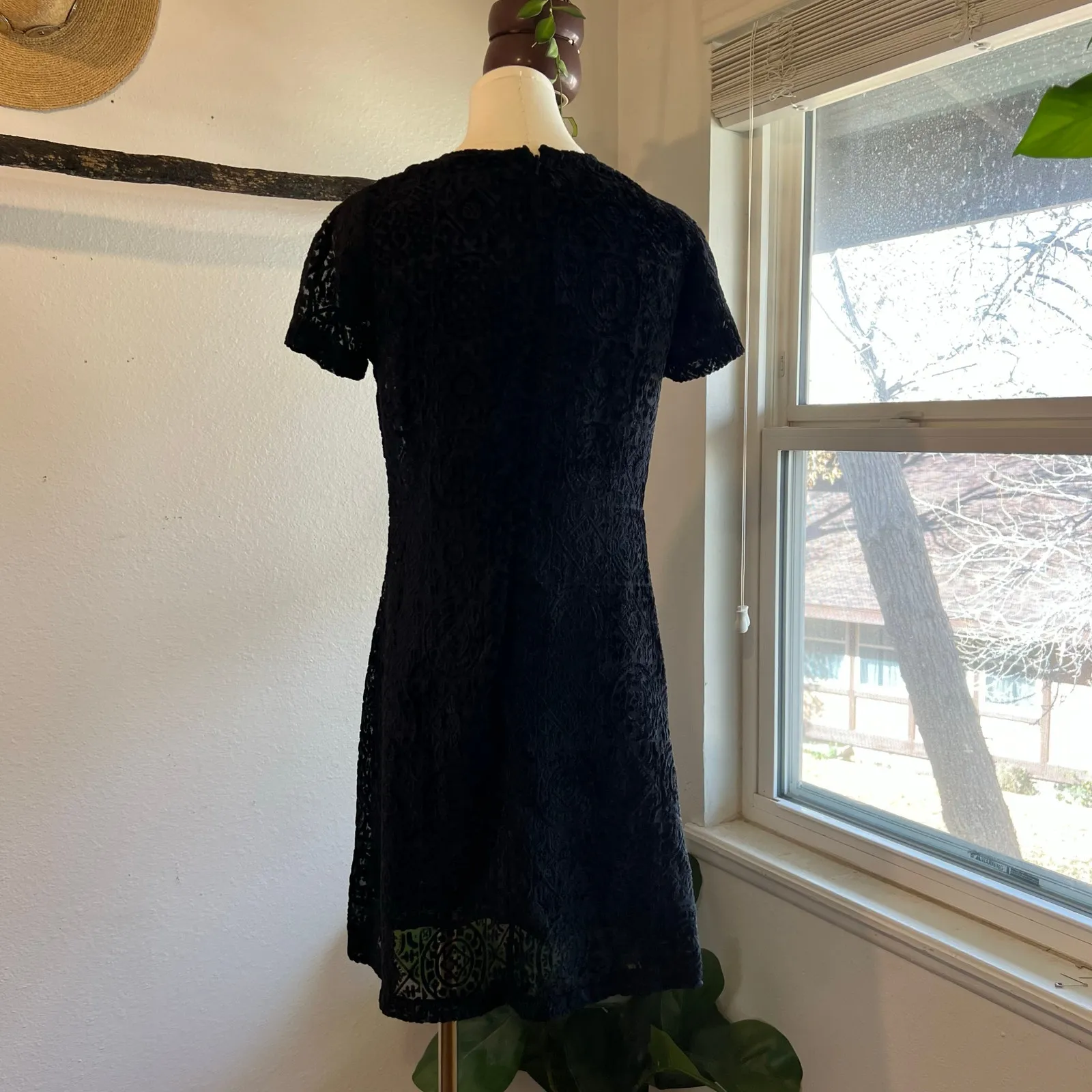 Enrico Coveri Black Sheer Mesh Printed Short Sleeve Mini Dress Size Small - Image 5