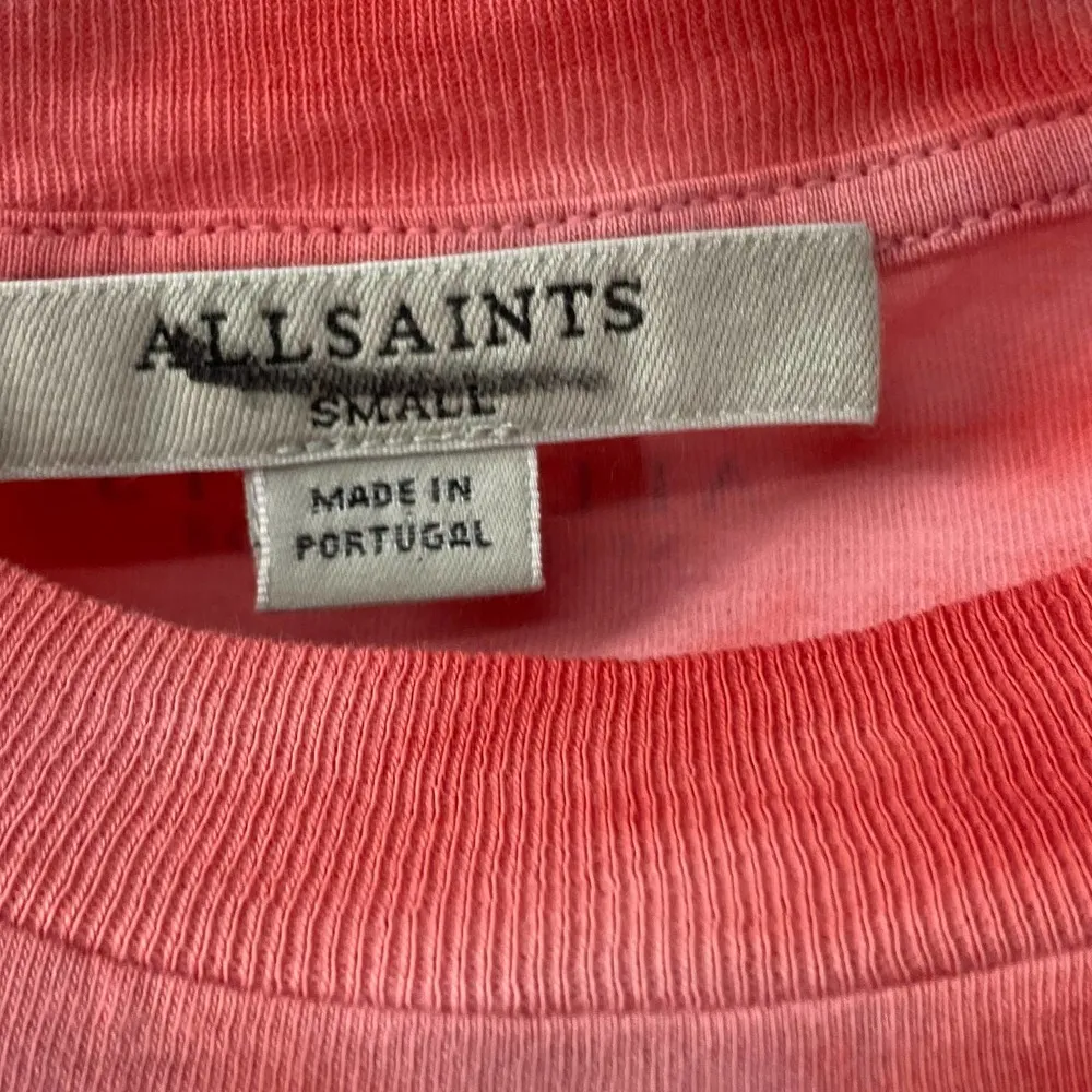 ALLSAINTS Spitalfields Coni Tie Dye T-shirt Red Shoulder Pad Tie Front NWT Small - Image 7