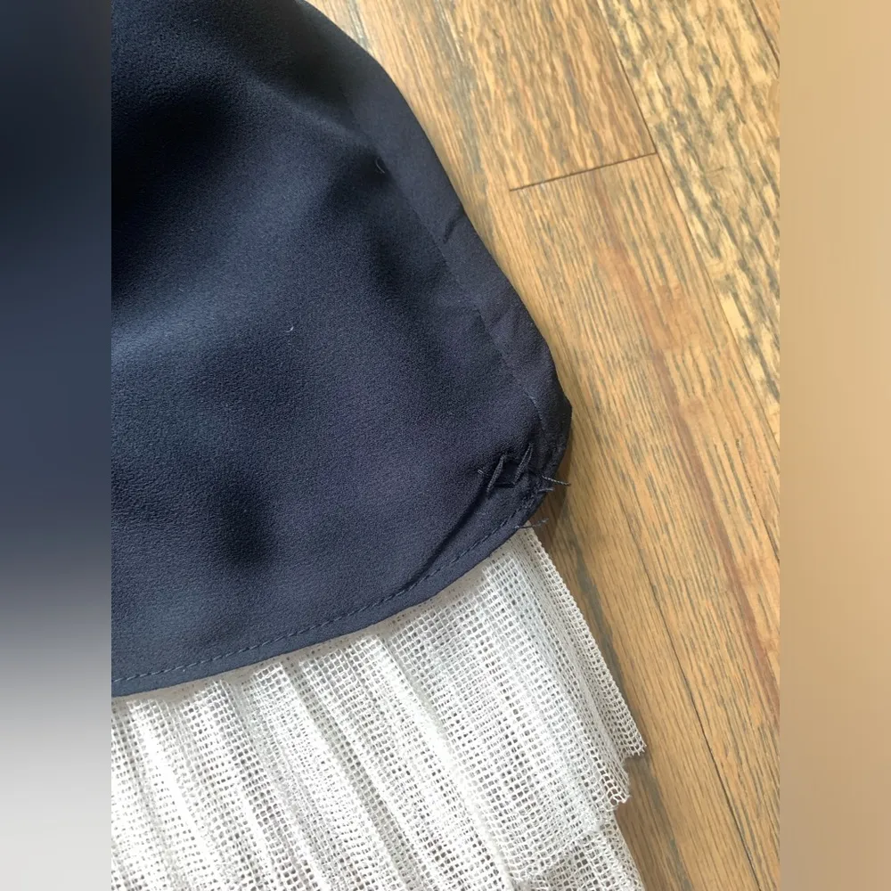 Elizabeth and James medium tank top - Image 2