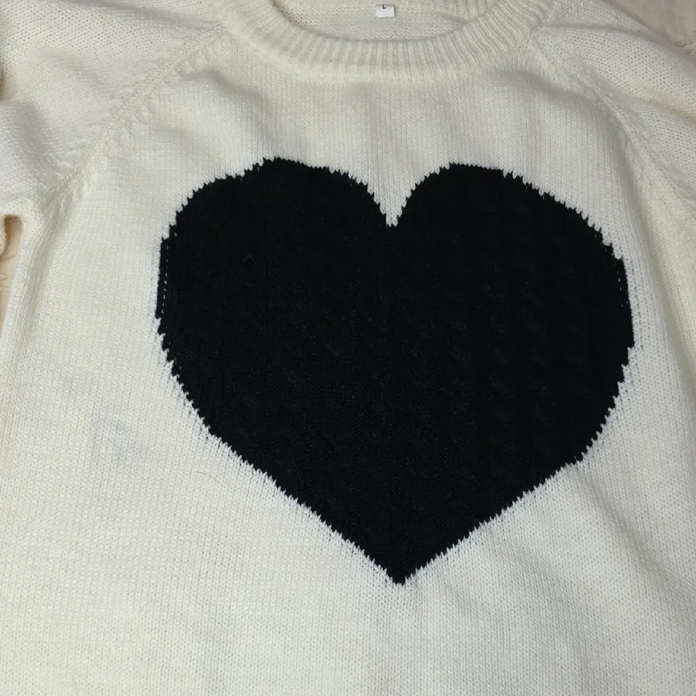 Sweater Chunky Knit Heart Design Long Sleeve Large - Image 5