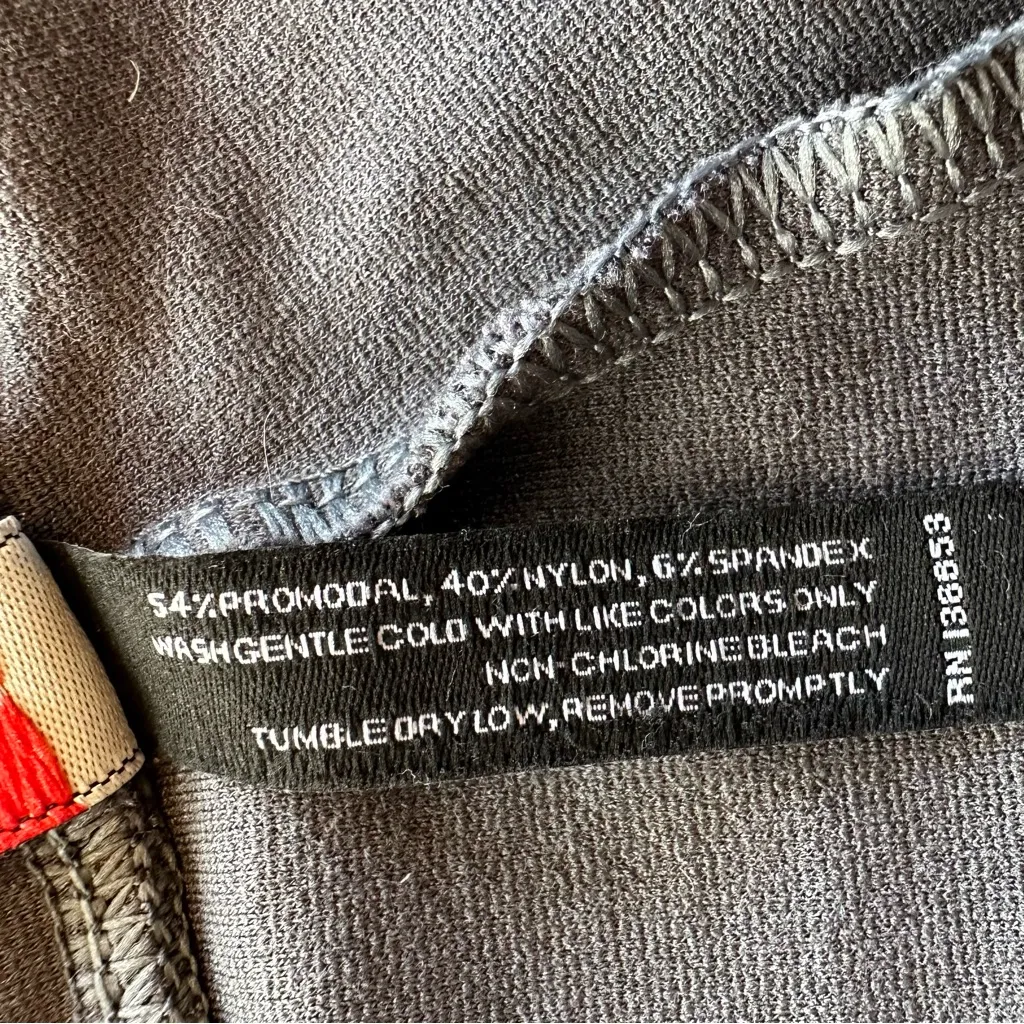 American Giant No - Image 10