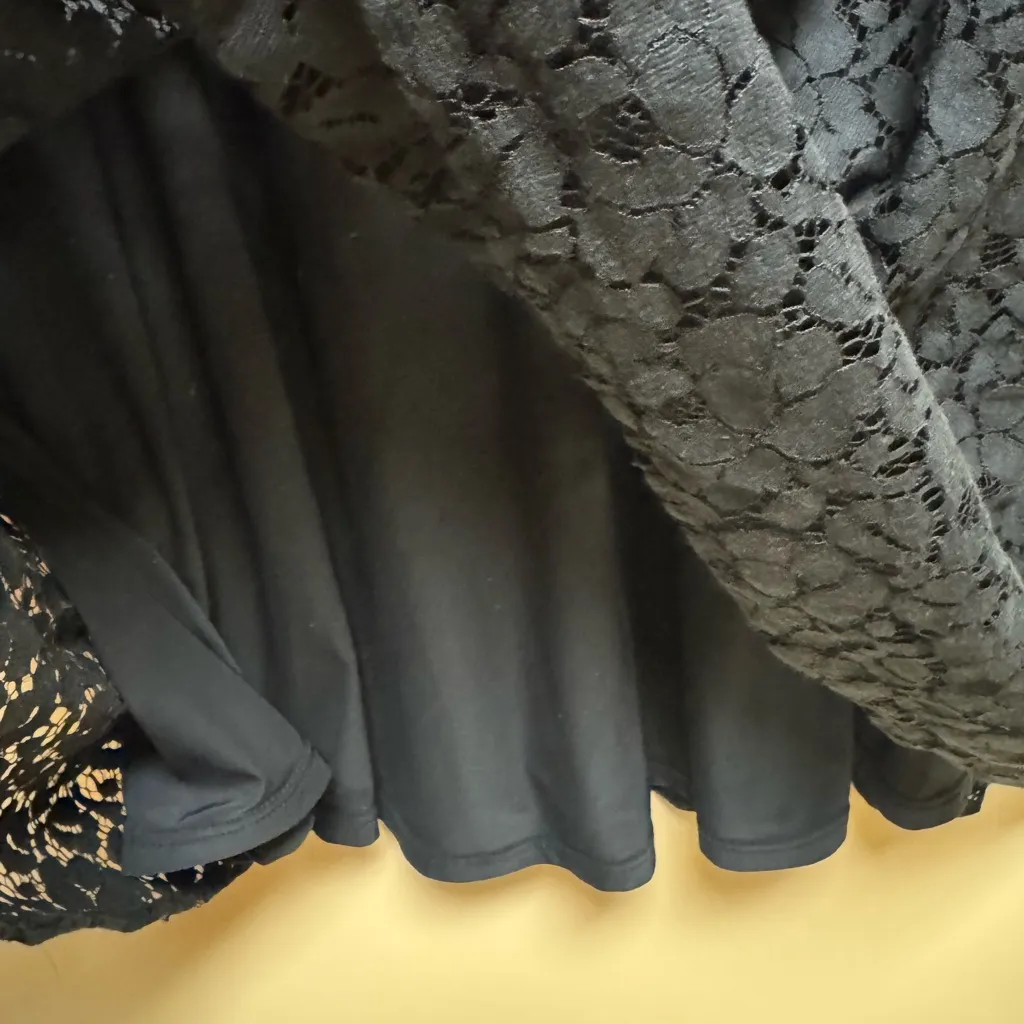 White House Black Market‎ Navy Lace Mini Dress - Image 3