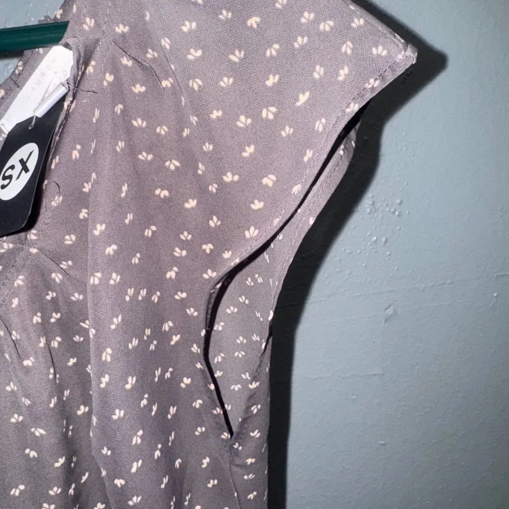 Brown Cap Sleeve Blouse‎ with Tie back - Image 3