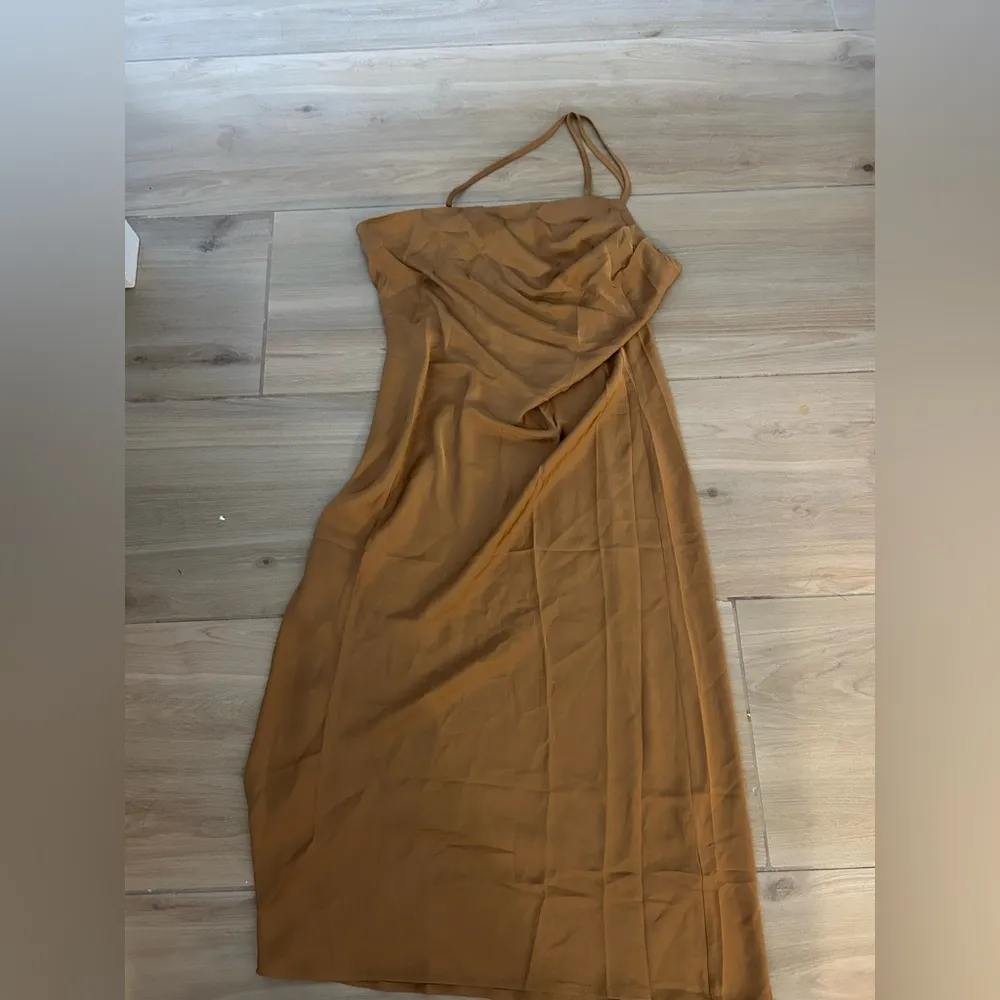 NEW Midi Satin Dress 1 Shoulder Spaghetti Strap Backless Bodycon Dress XL - Image 4