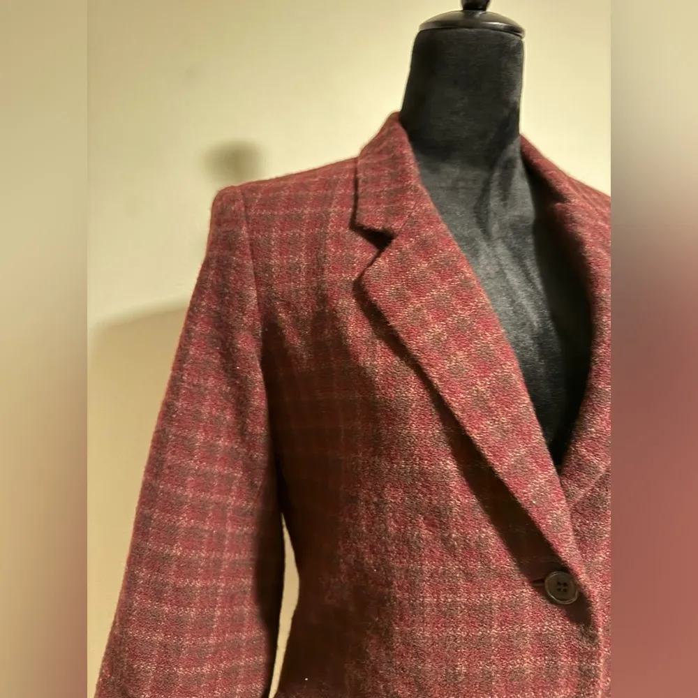 EUC Eddie Bauer Red Plaid Button Down Blazer with Pockets size small petite - Image 2