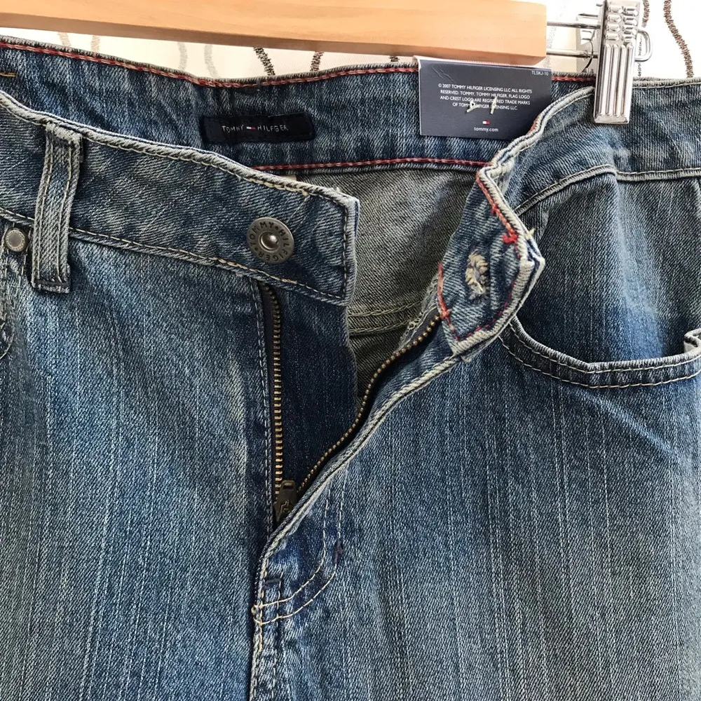 Tommy Hilfiger Classic Boot Cut Jeans size 10 - Image 4