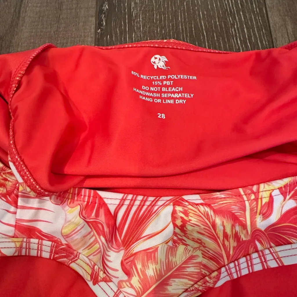 Pink Patterned Women's One Piece Swimsuit Red Size 28 - Image 9