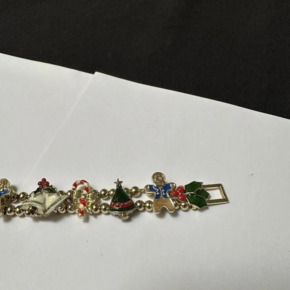 Signed Avon Christmas Holiday Bracelet 7 1/2 Inch / Extension For 9 Inch Gold - Image 2