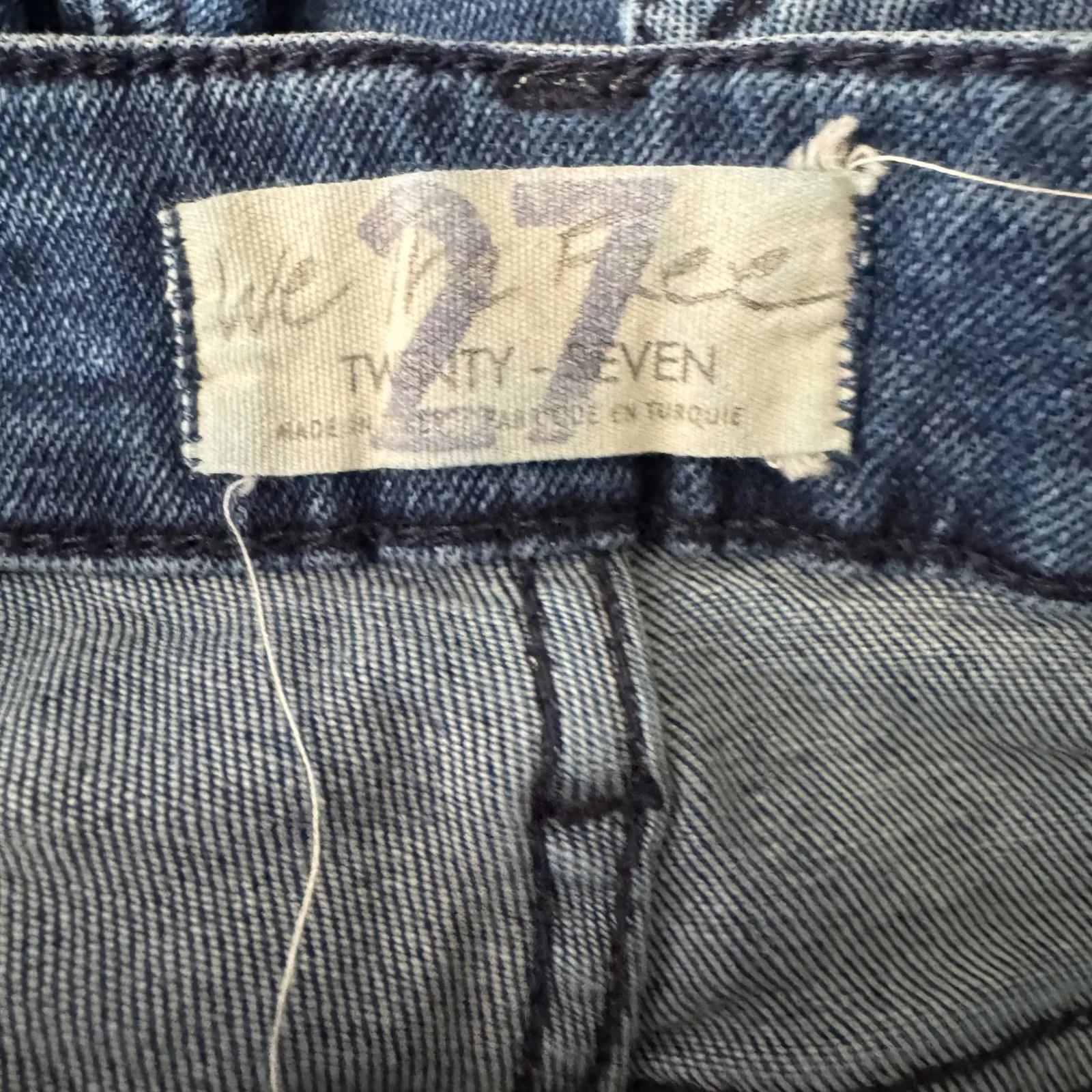 We The Free Denim Jeans Women Size 27 High Rise Skinny Ripped Frayed Blue - Image 6