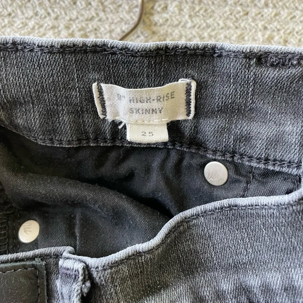 Madewell Washed Black 9” High Rise Skinny Jean in Lunar Wash Size 25 - Image 11