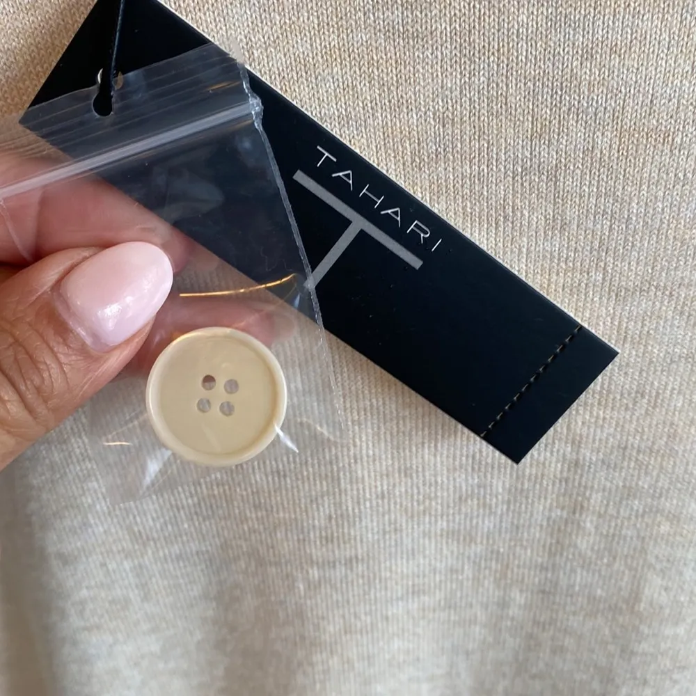 Tahari V Neck Cardigan Sweater Oatmeal Heather - Image 7