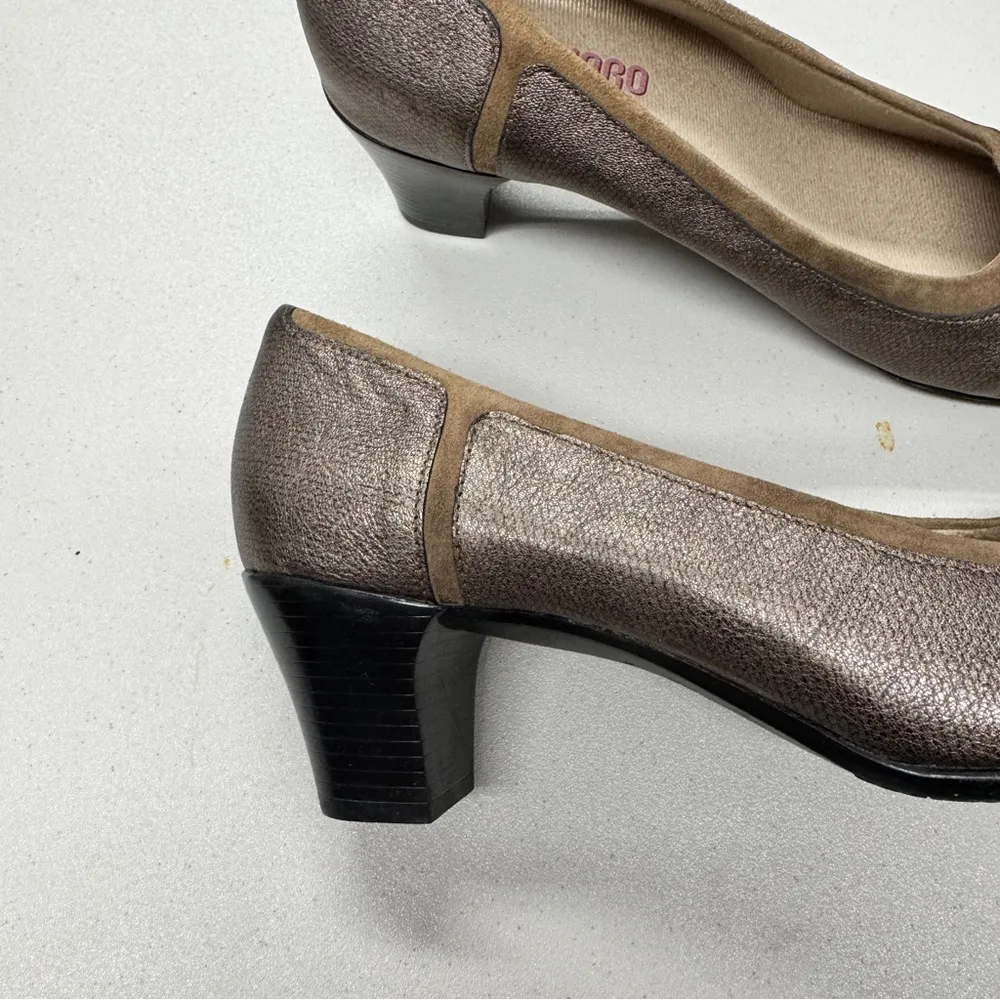 Munro Silver Leather Kitten Heel Pumps Womens 9 Classic Preppy Comfort Shoes - Image 2