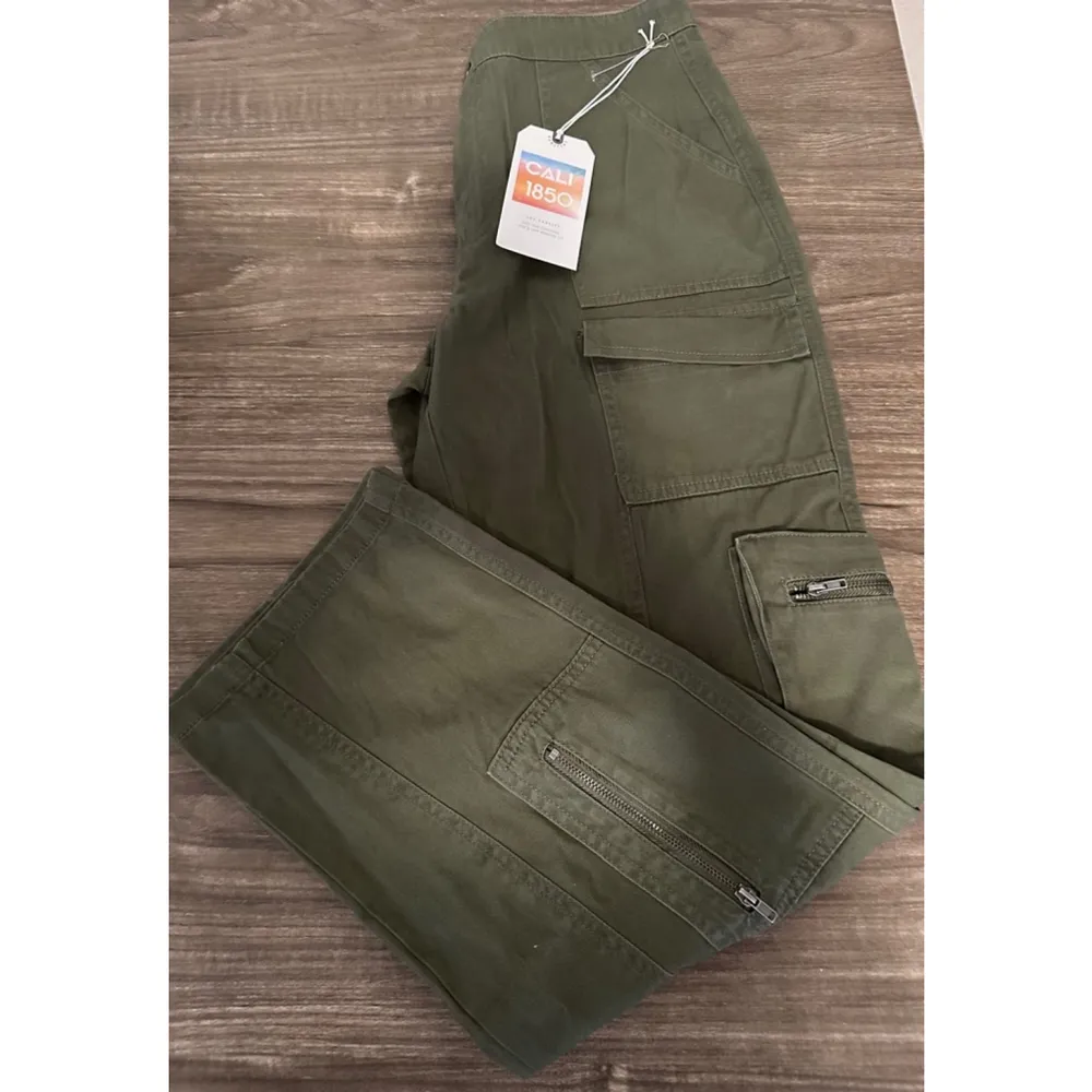Women's Cali 1850 Cargo Pants - Green - Size 5 - Image 12