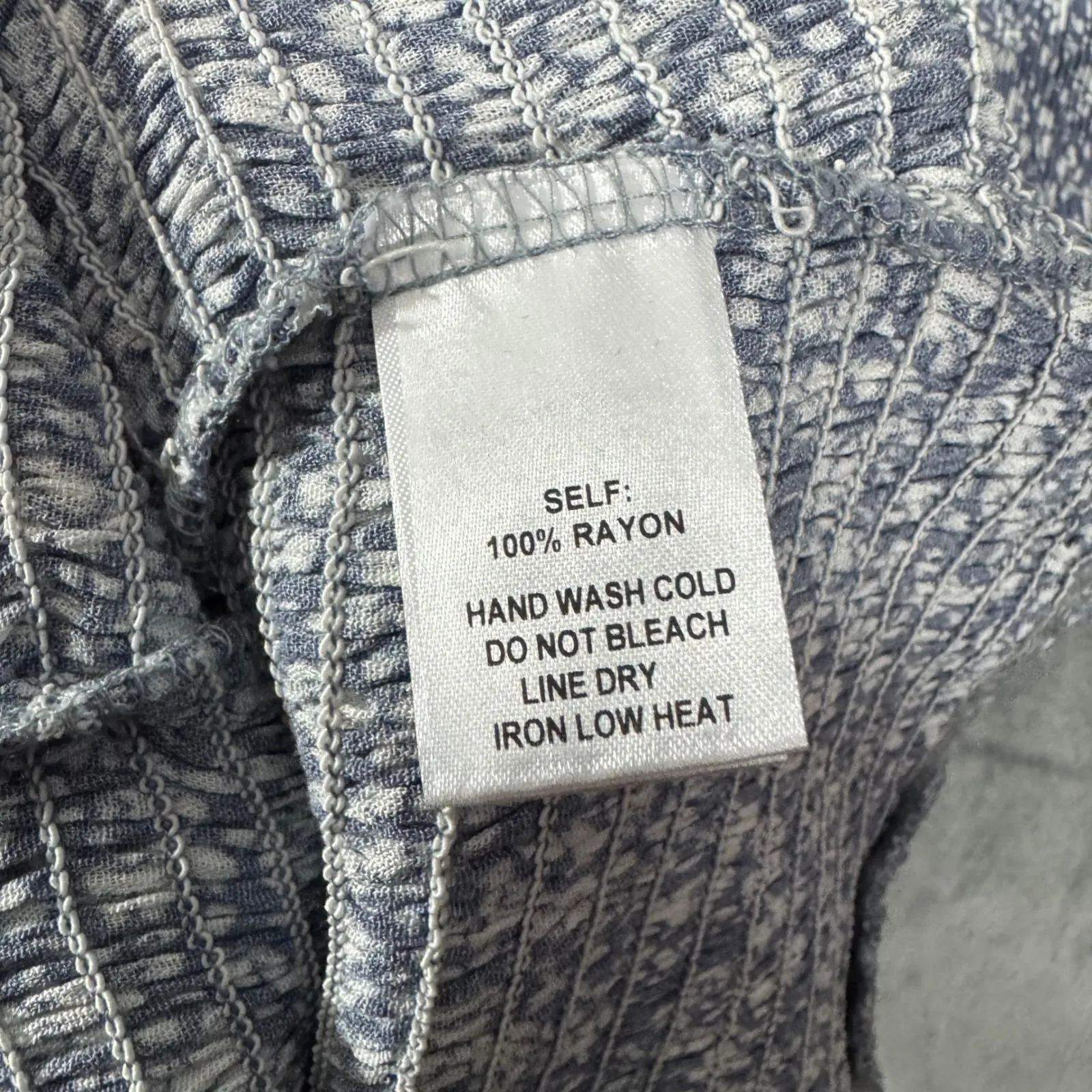 Promesa Blue Floral Smocked Puff Sleeve Mini Dress Size Small - Image 7