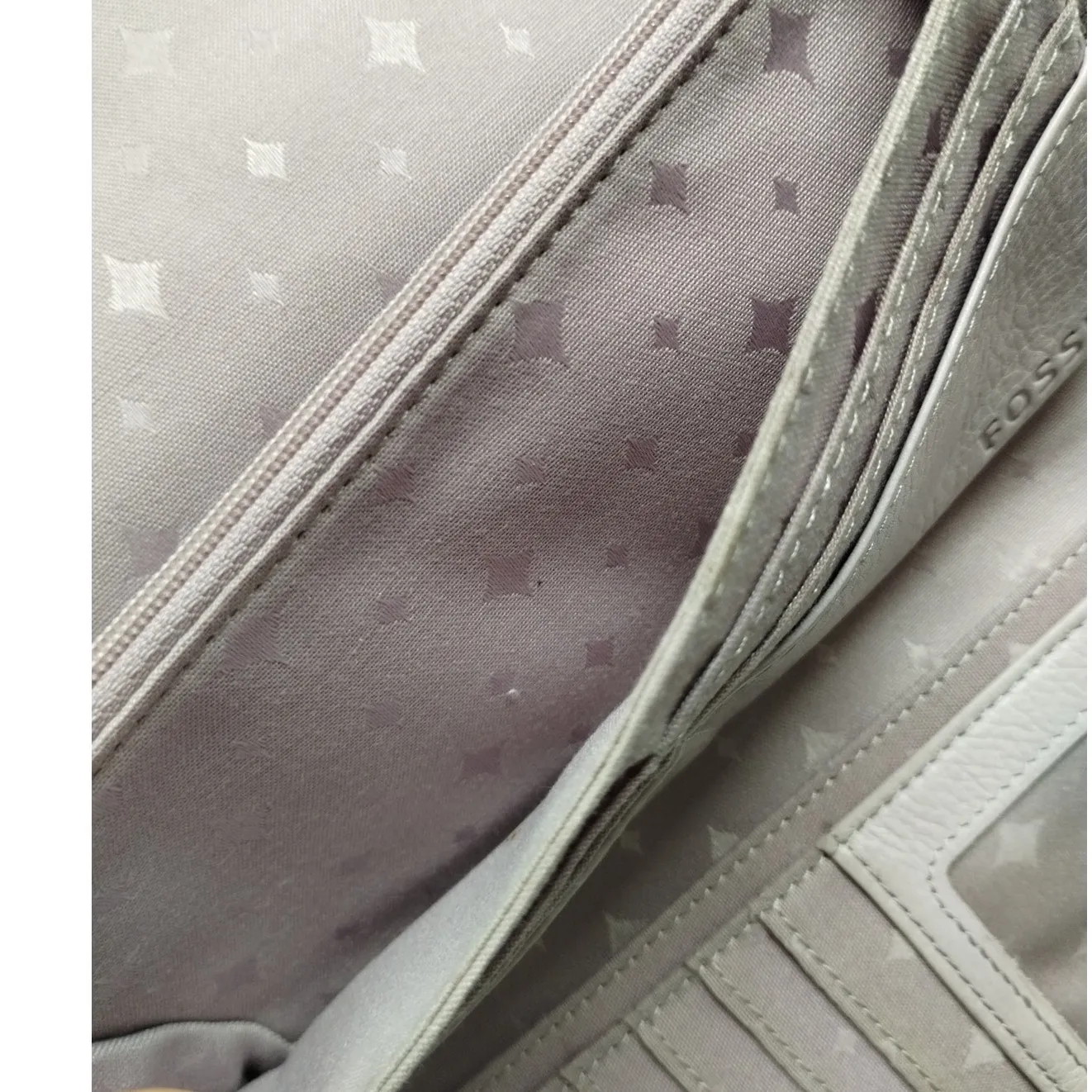 Vintage Fossil Marlow Light Purple Genuine Leather Tri-Fold Flip Clutch Wallet - Image 5