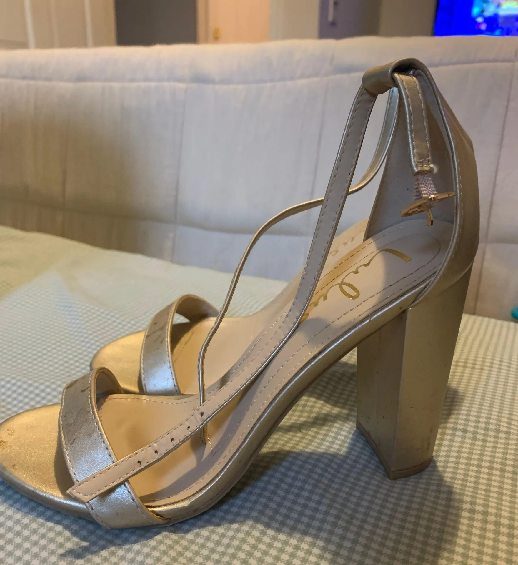 Gold Heels - Image 2