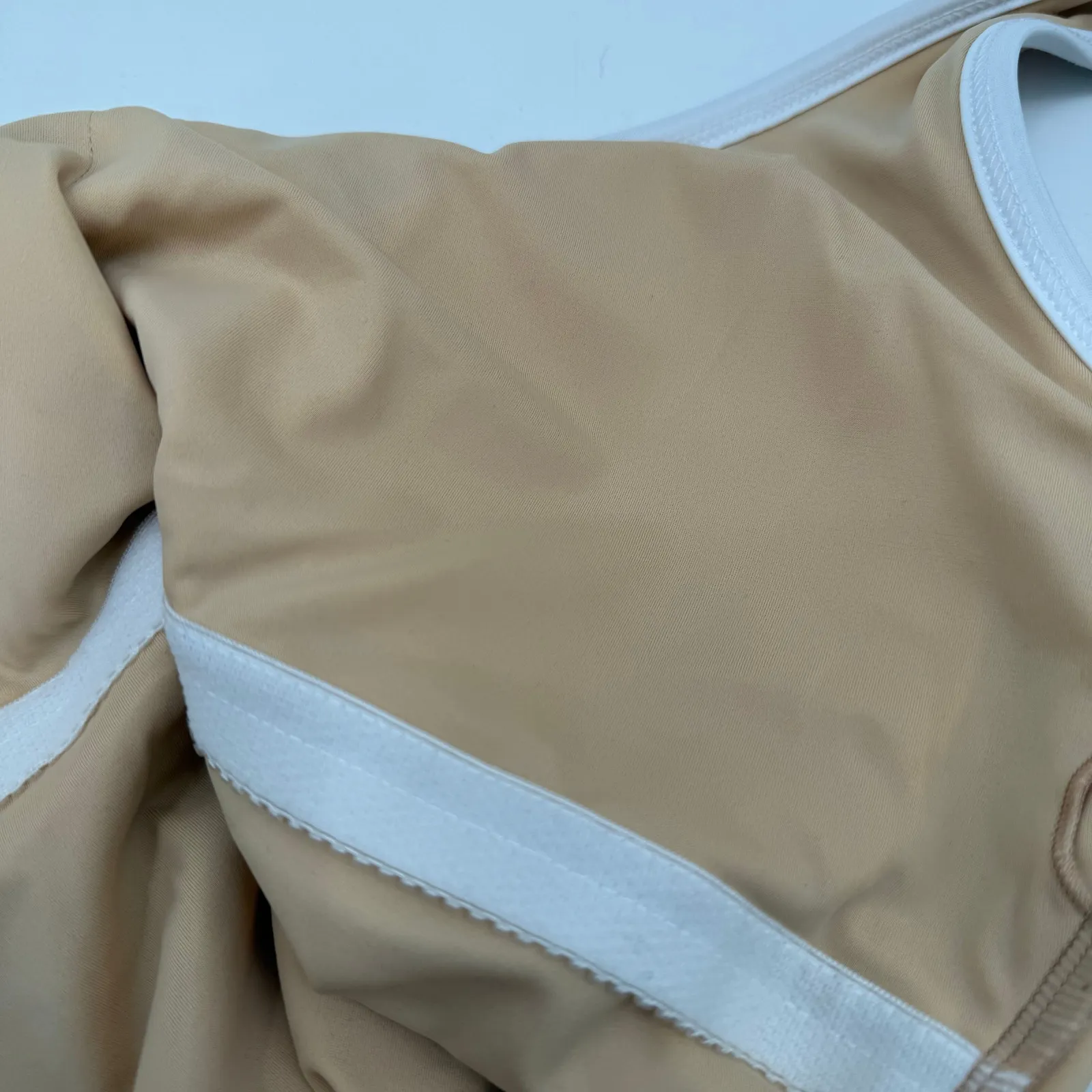 LAINSNOW Swimsuit Size Large NEW Ocean Isle One Piece NWOT Rib Open Back Beige White - Image 13