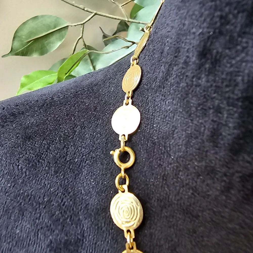 Womens Gold Tone Round Coin Chain Green Pearl Linked Necklace with Spring Ring.. - Image 2