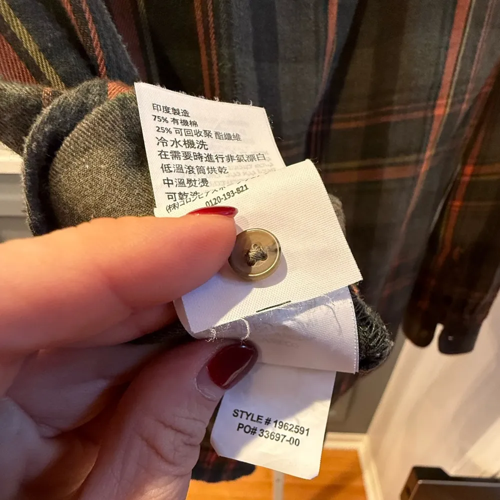 PrAna Alfie Flannel Women's Long Sleeve Shirt. Color Evergreen. Size Small. - Image 15