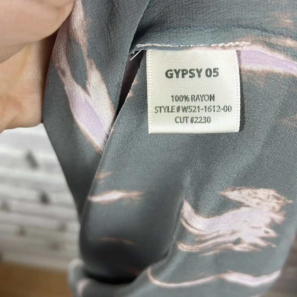 Gypsy 05 Cold Shoulder Tie Dye Top Size medium - Image 4