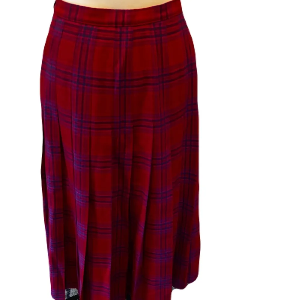 Pendleton Vintage Red, Blue and Purple Plaid Wool Pleated Skirt | EUC |Size 12 - Image 5