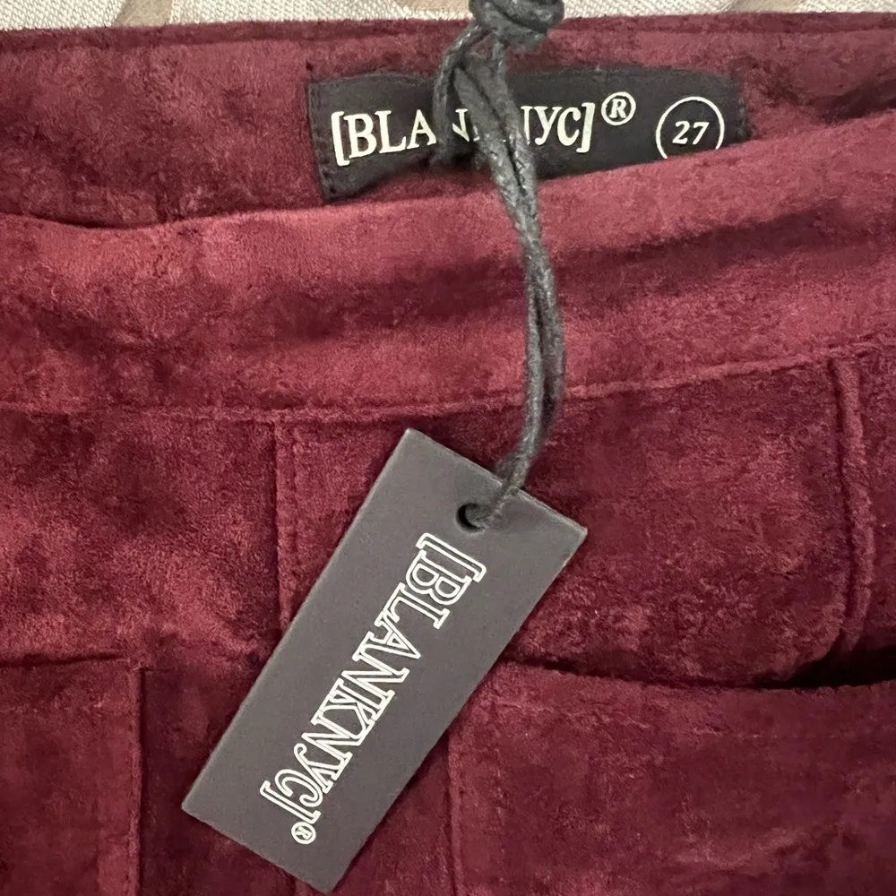 BLANK NYC faux suede boot cut pants with side zipper Size 27, NWT - Image 7