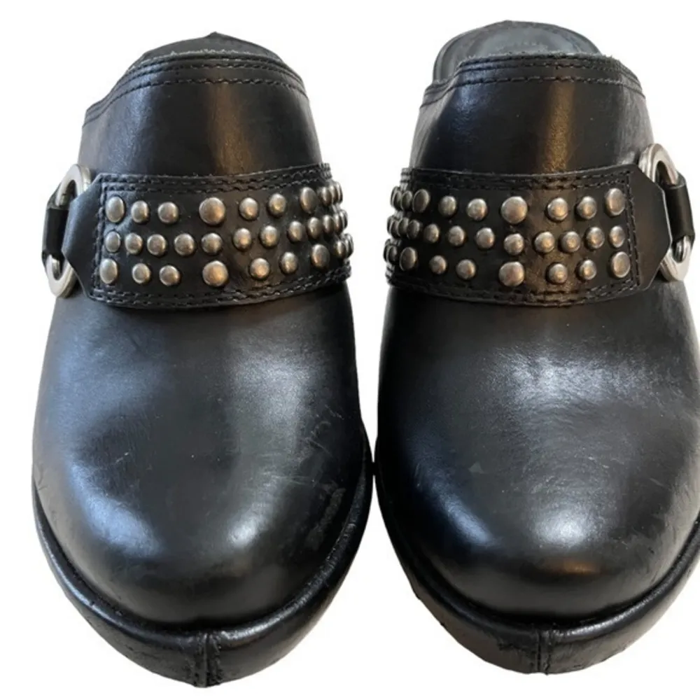 Frye  Black Shelby Ring & Studs‎ Clogs Mules 7.5M - Image 2