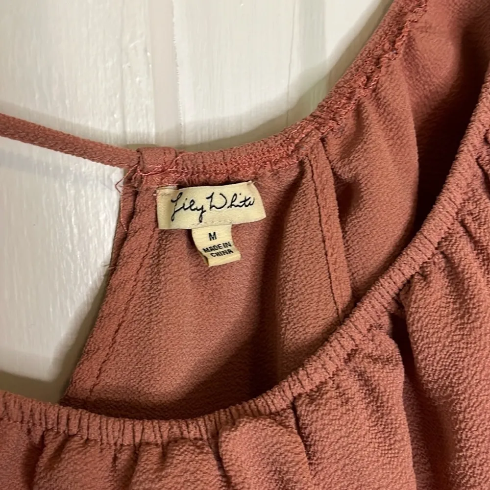 Women’s‎ Lily White off shoulder top size M - Image 2