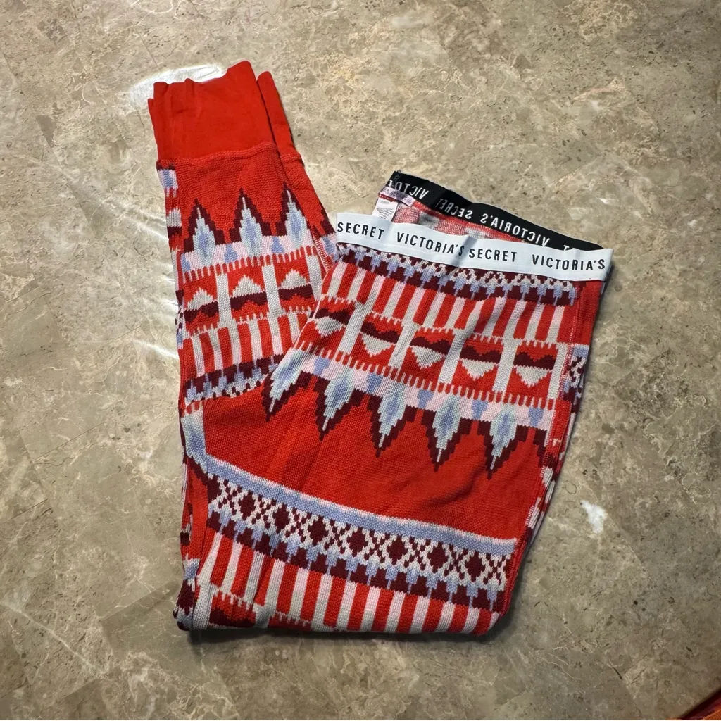 Victoria's Secret Red Patterned Leggings - Image 2