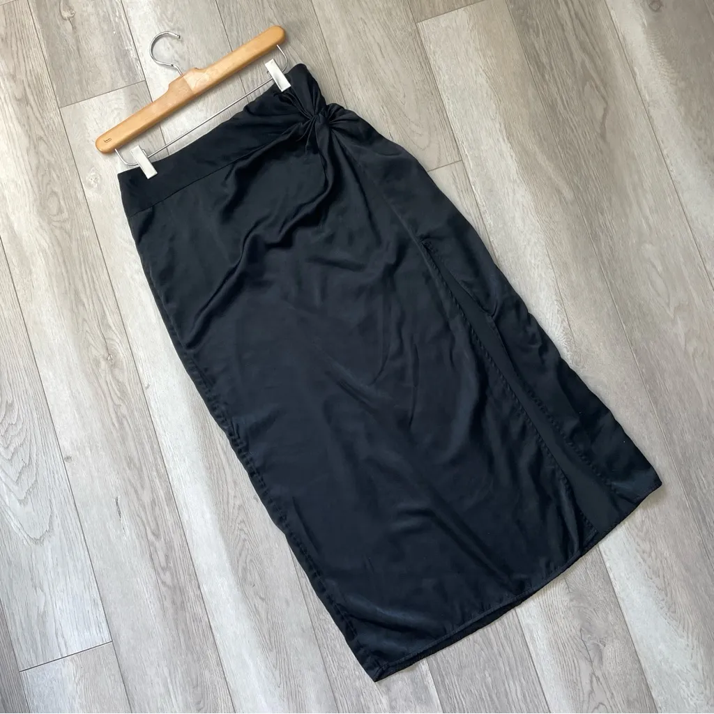 Abercrombie & Fitch Skirt knotted midi satin womens Black (small) resortwear - Image 7